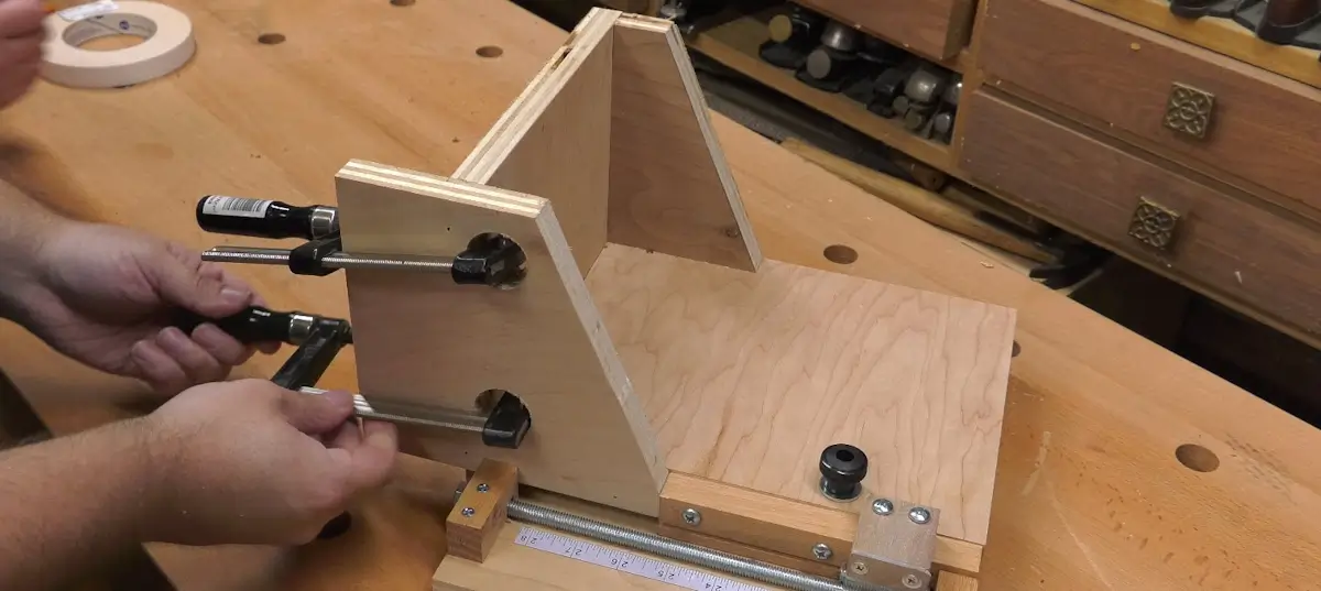 selecting the right woodworking jig tool for specific woodworking projects and tasks